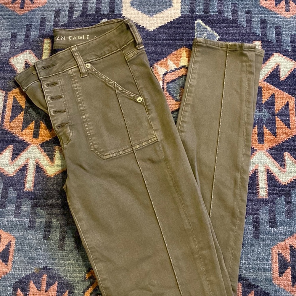 american eagle green pants